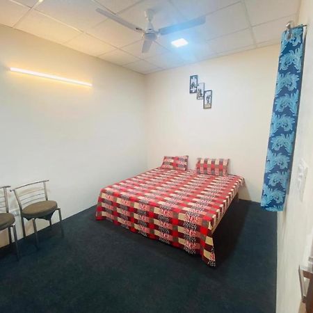 Tanakpur Lushy Days Boom Camp酒店 外观 照片